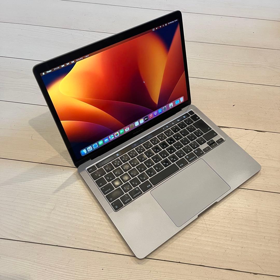 MacBook本体 MacBookPro 2022 M2 / 16GB / SSD256