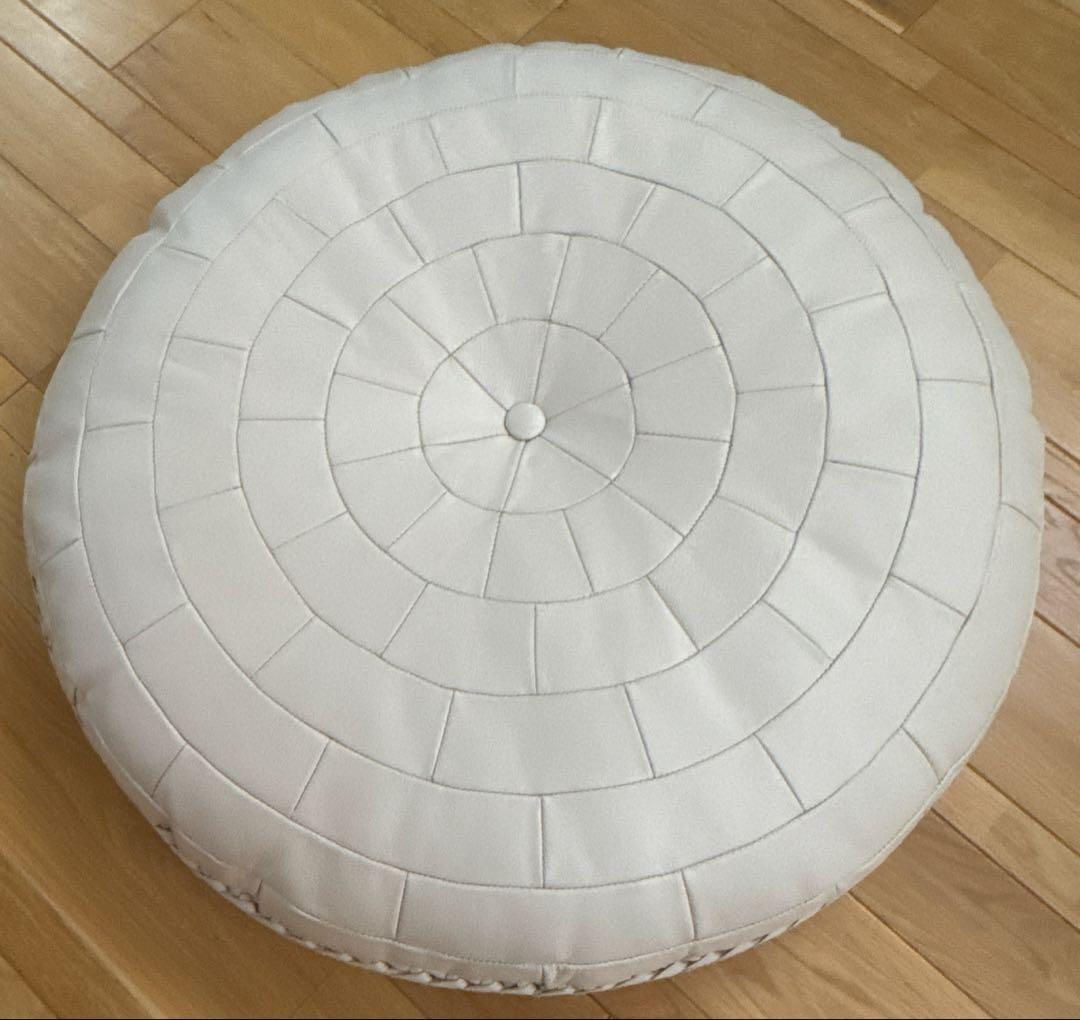 カンディハウス　レザークッション　革クッション　アイボリー