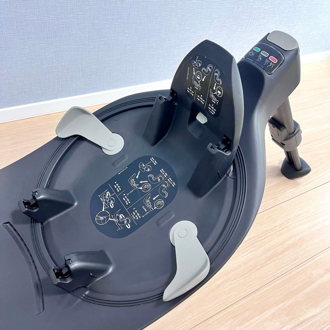 【美品】クラウドT i-Size、ベースT、リベル専用カーシートアダプターセット