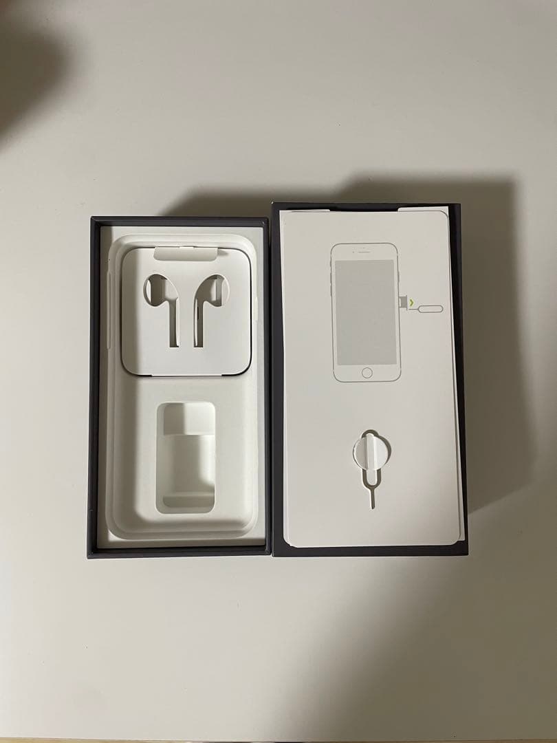 Apple iPhone8 スペースグレー 256G 本体 箱付き SIMフリー