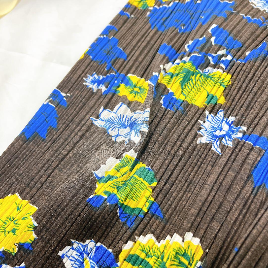 美品✨プリーツプリーズ 花柄 フラワー パンツ ズボン スラックス