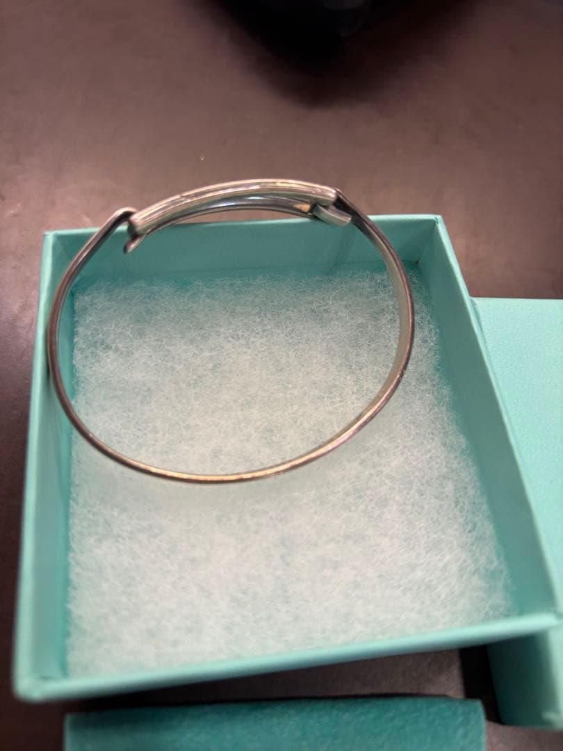 Tiffany ティファニー　シルバーバングル　専用ポーチ付き