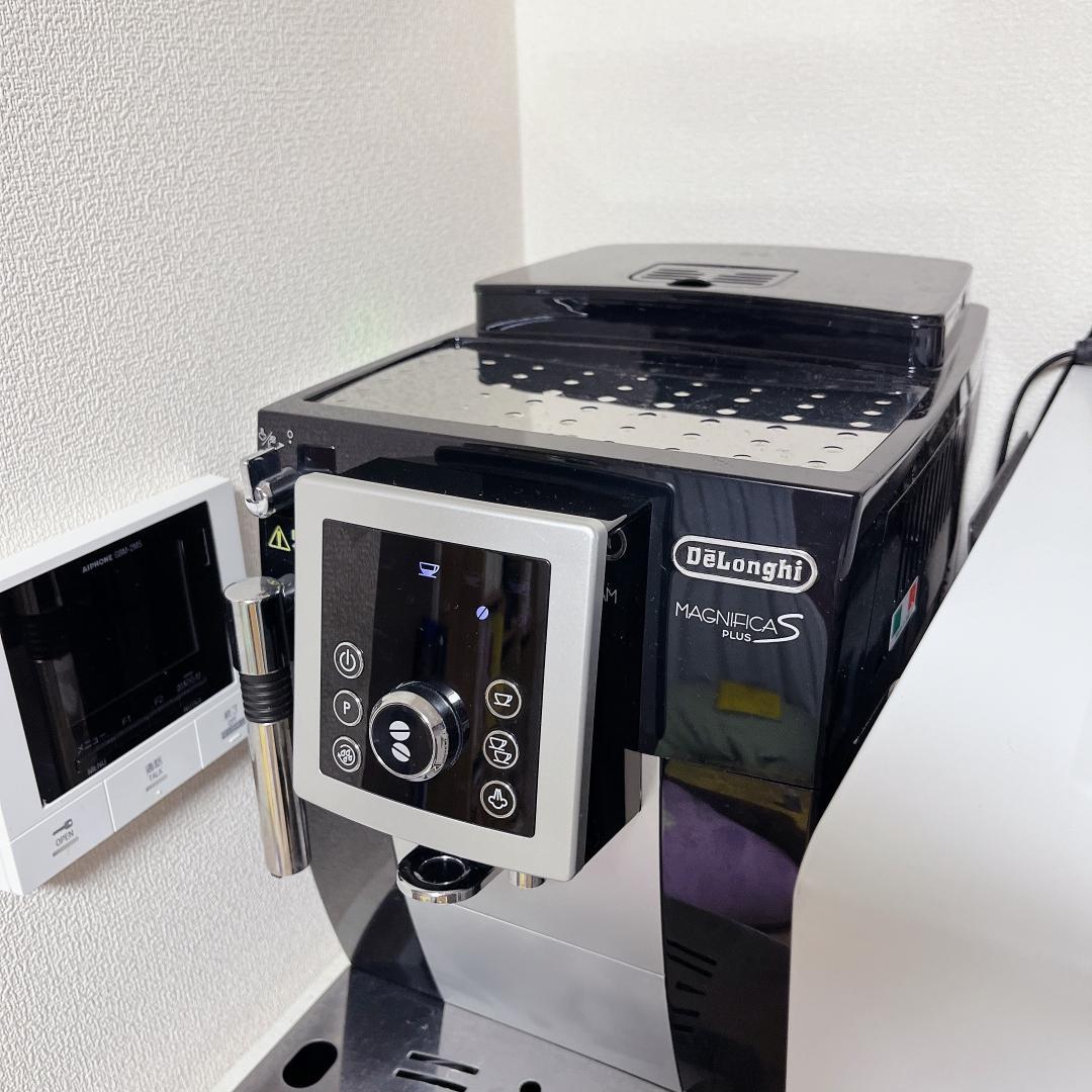DeLonghi デロンギ ECM23120 マグニフィカS エスプレッソマシン