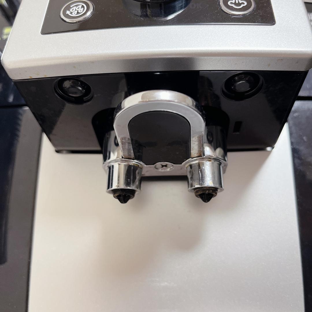 DeLonghi デロンギ ECM23120 マグニフィカS エスプレッソマシン