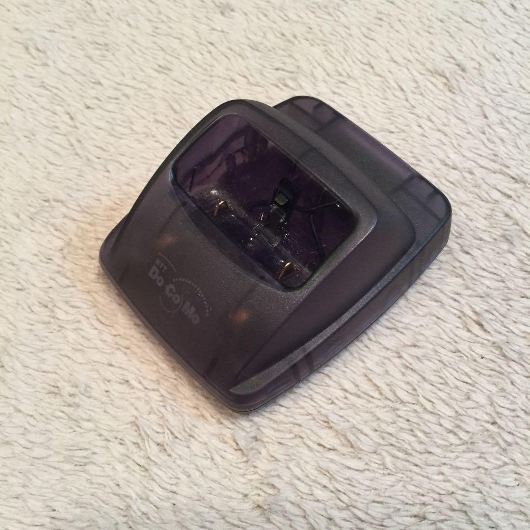 【コレクターズアイテム】ドコモ携帯電話卓上ホルダP007