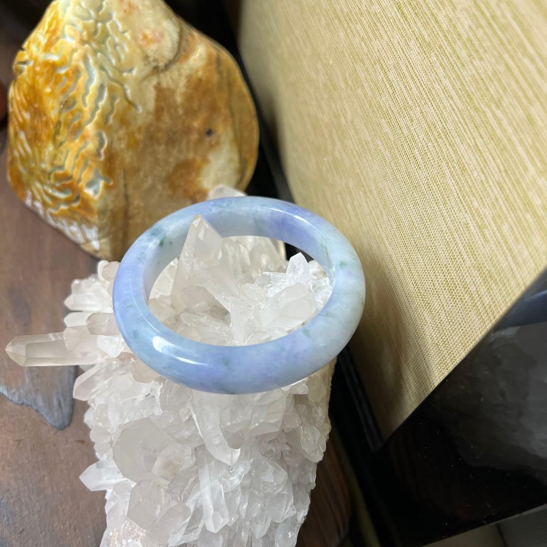 本翡翠、レアラベンダー緑花柄バングル　〜56