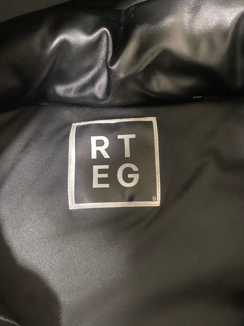 アダムスジャグラー　希少品　ベストダウンジャケット　値下げ可能