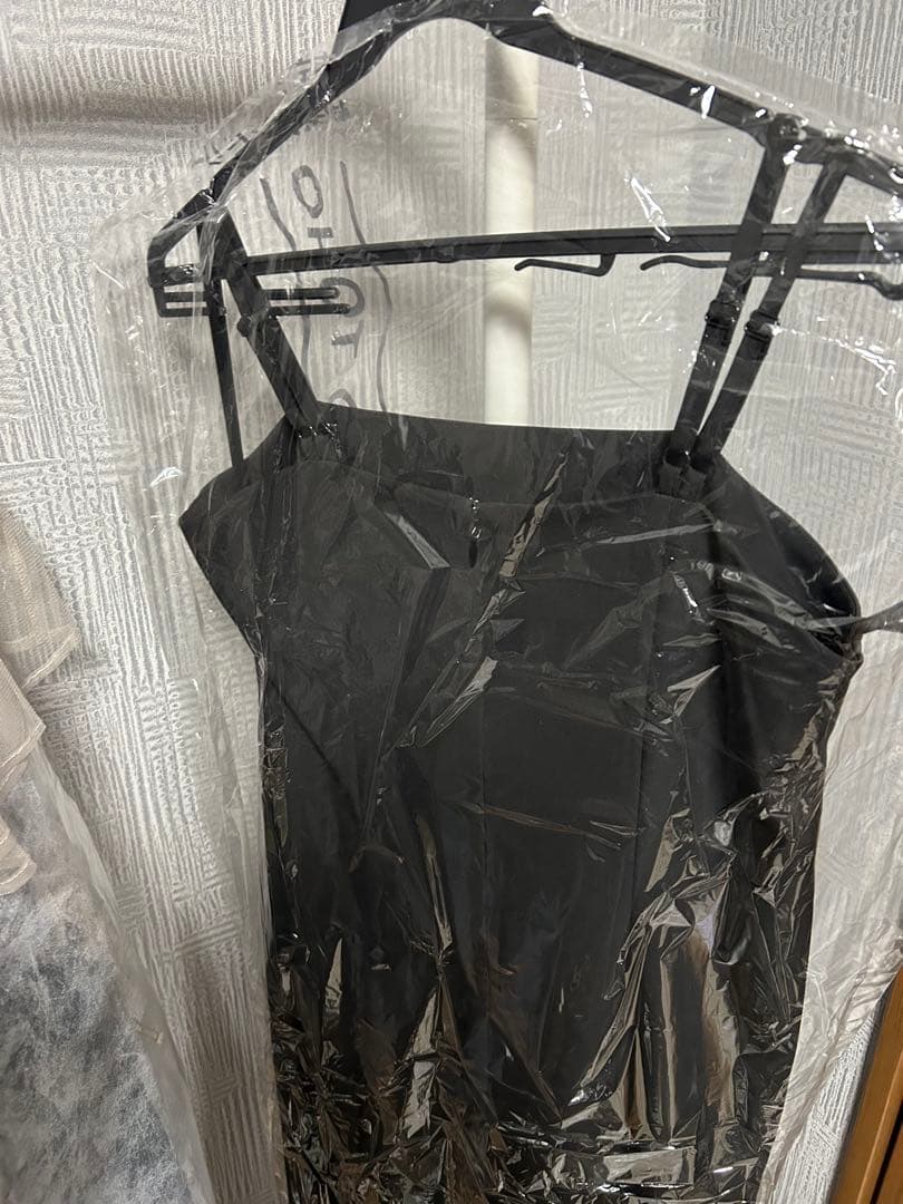 niana Many wayフリルドレス 3点セット ブラック✖️ベージュ