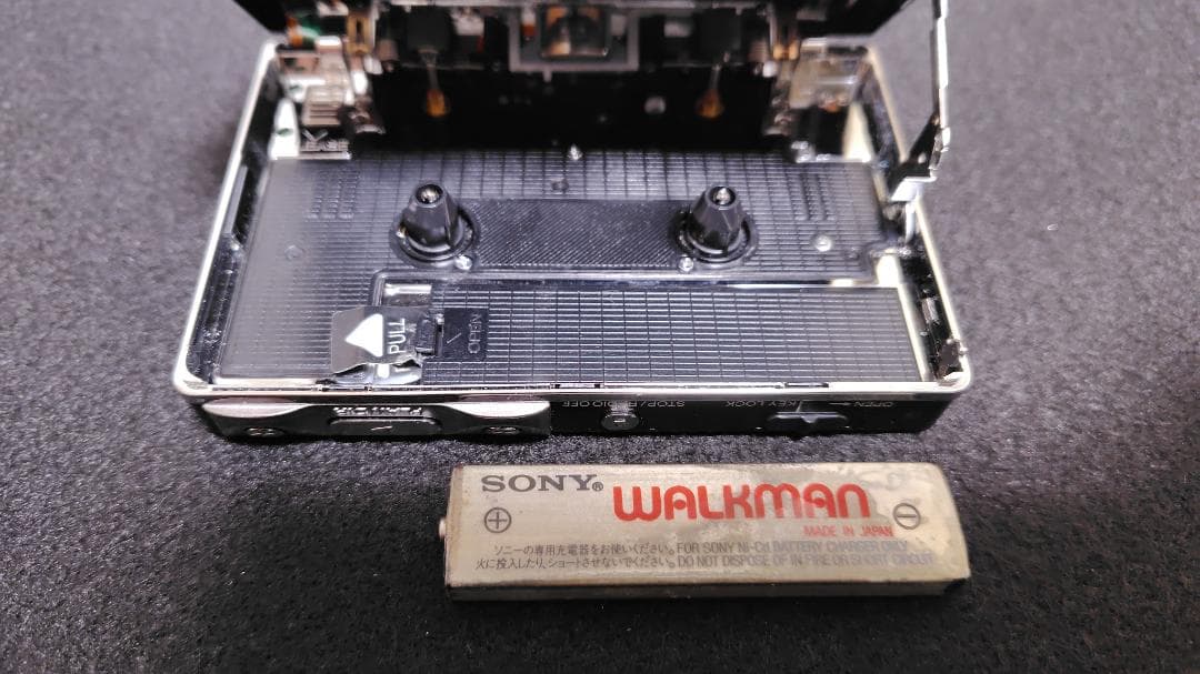 【SONY】WALKMAN／ウォークマン WM-F701C　ジャンク