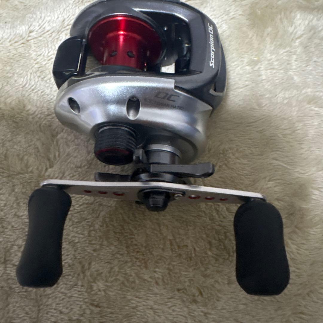ほぼ新品シマノ11 スコーピオン右ハンドルScorpion DC ベイトリール