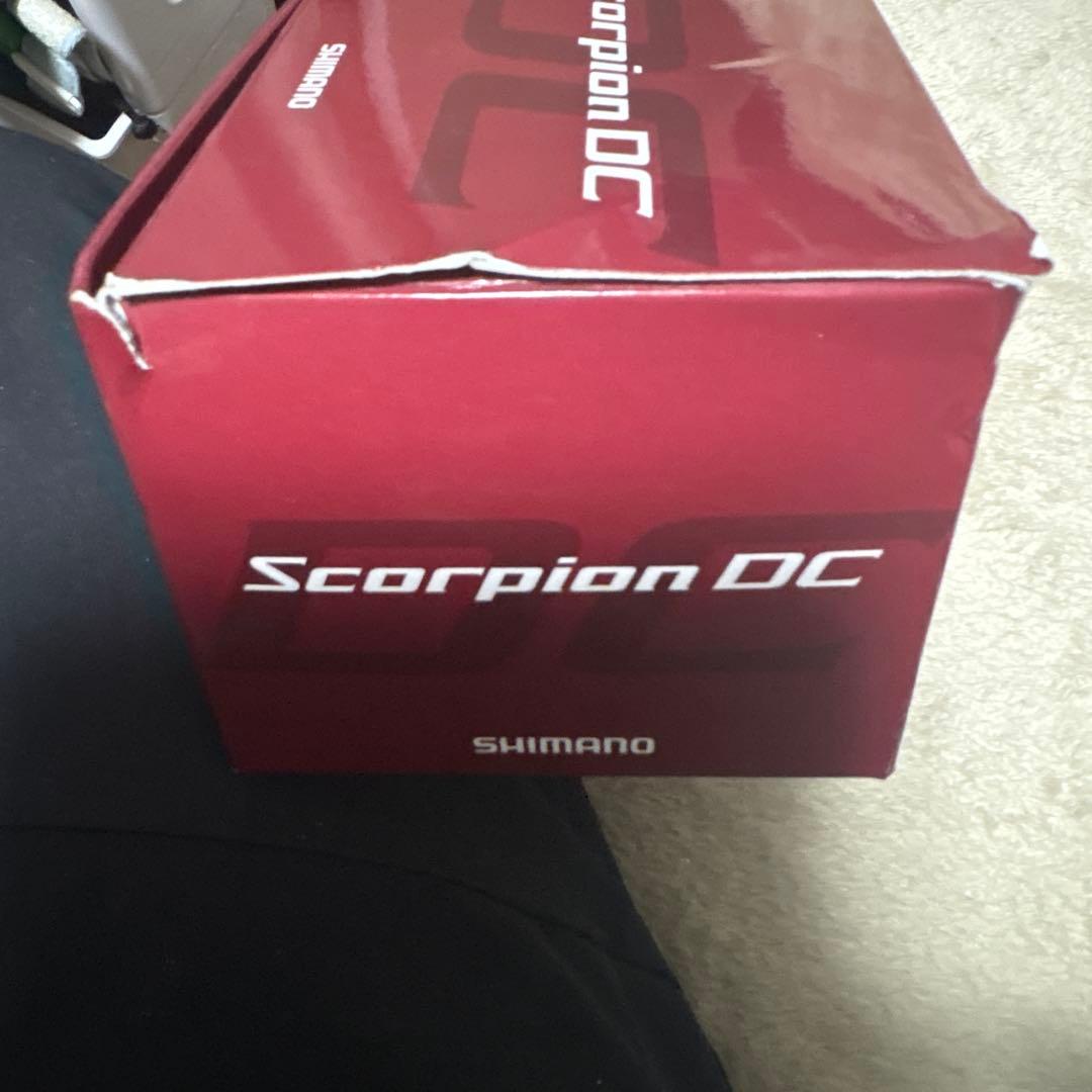 ほぼ新品シマノ11 スコーピオン右ハンドルScorpion DC ベイトリール