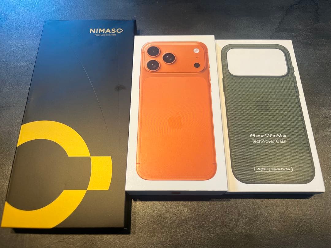 【極美品】iPhone17promax 1TB 保護フィルム 純正ケース付