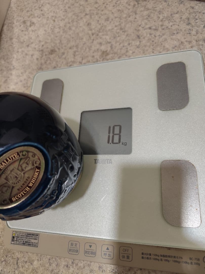 【貴重】 Salute スコッチウイスキー 21年　1リットル