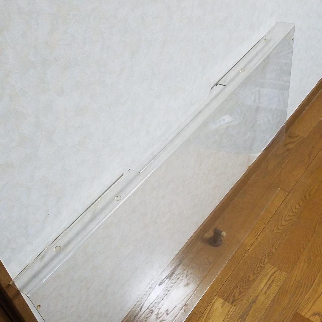 液晶テレビ　保護パネル