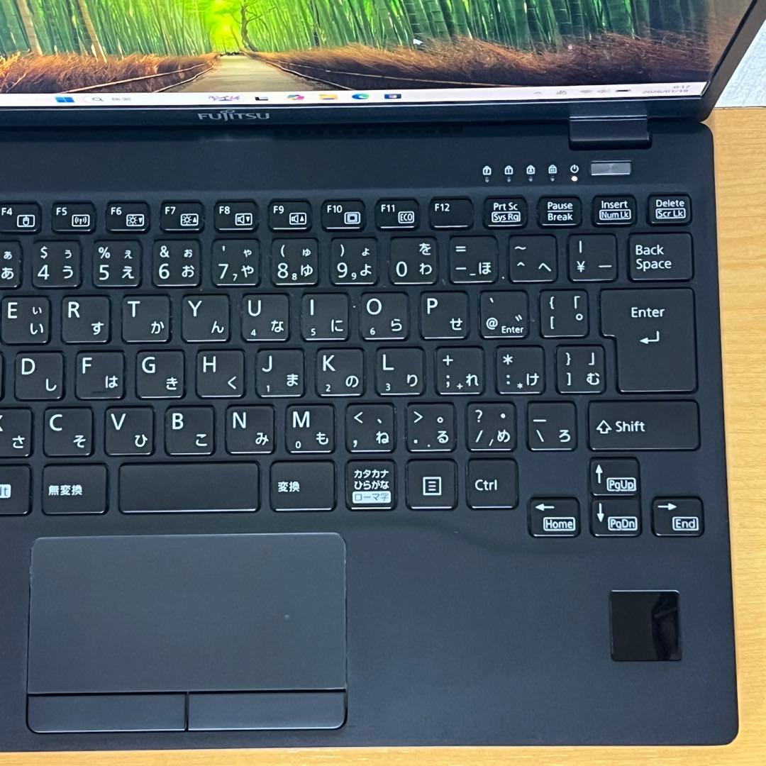 Fujitsu Lifebook U9312/J i5第12世代／オフィス付き
