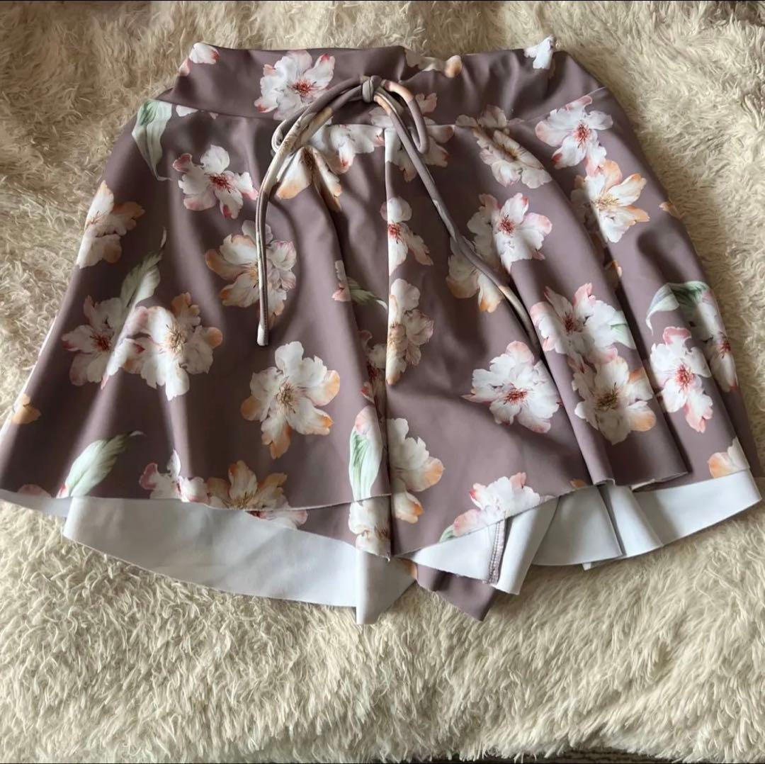 三愛リゾート　花柄　水着