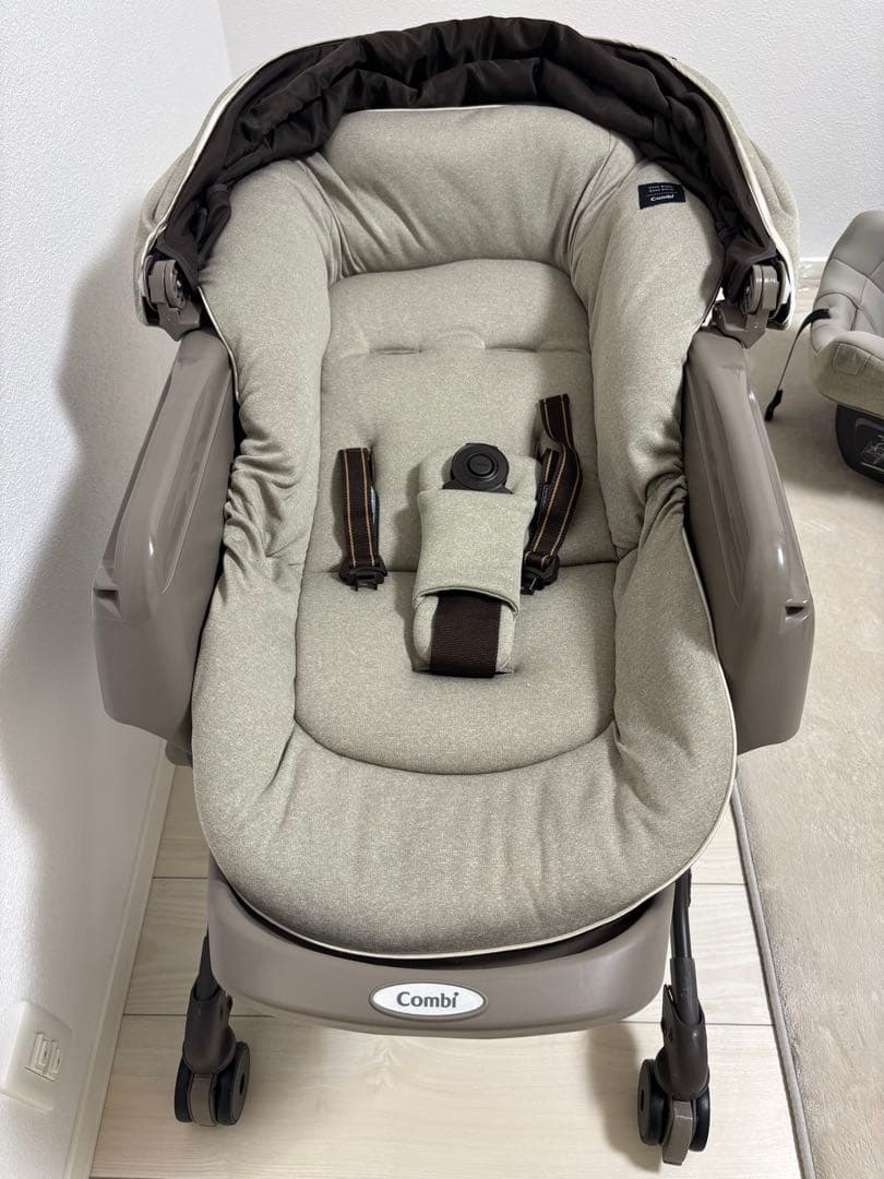 コンビ ネムリラ AUTO SWING BEDi EG シリーズ