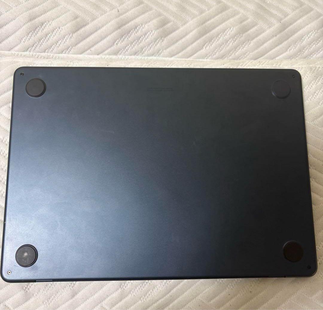 MacBook Air (M2, ミッドナイト)