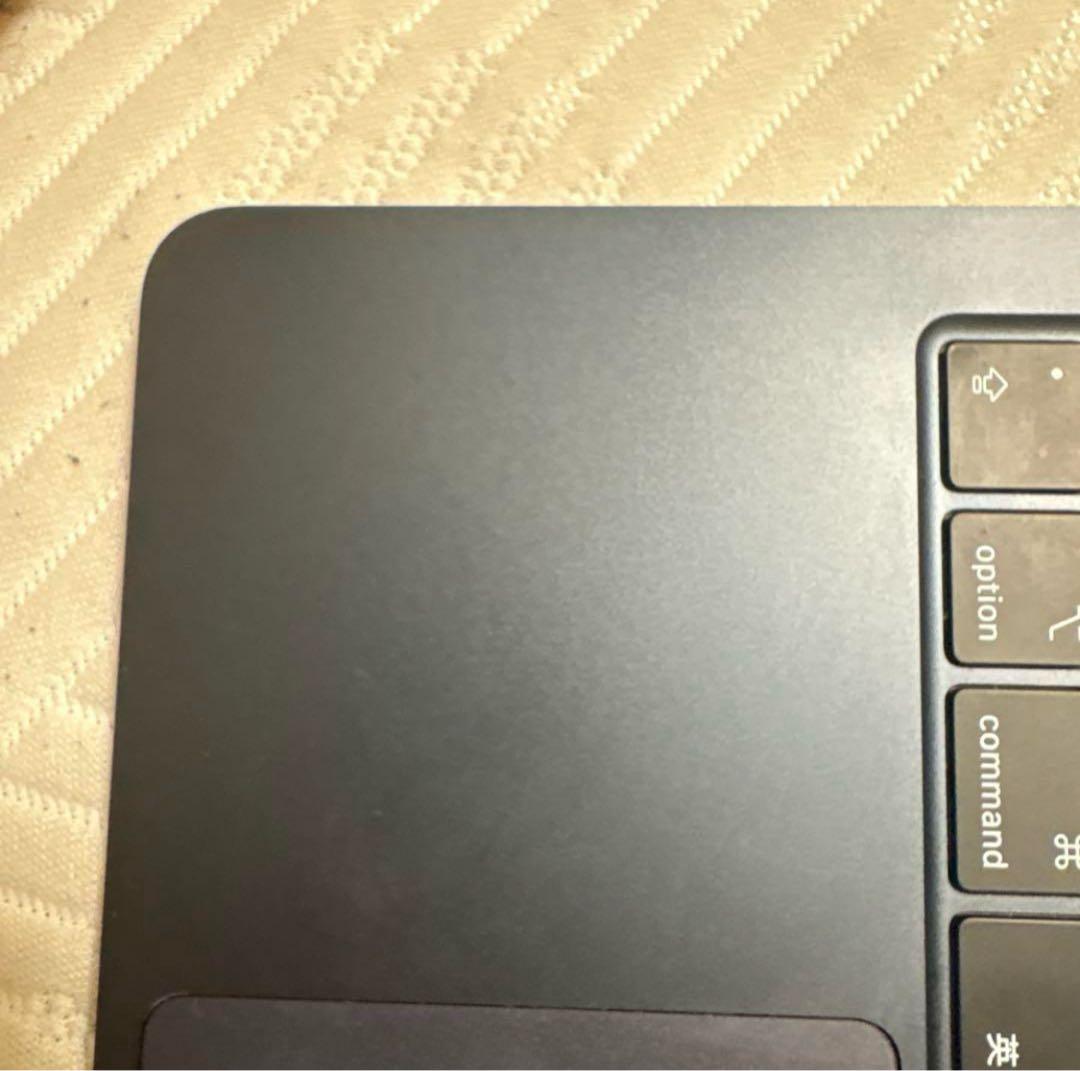 MacBook Air (M2, ミッドナイト)