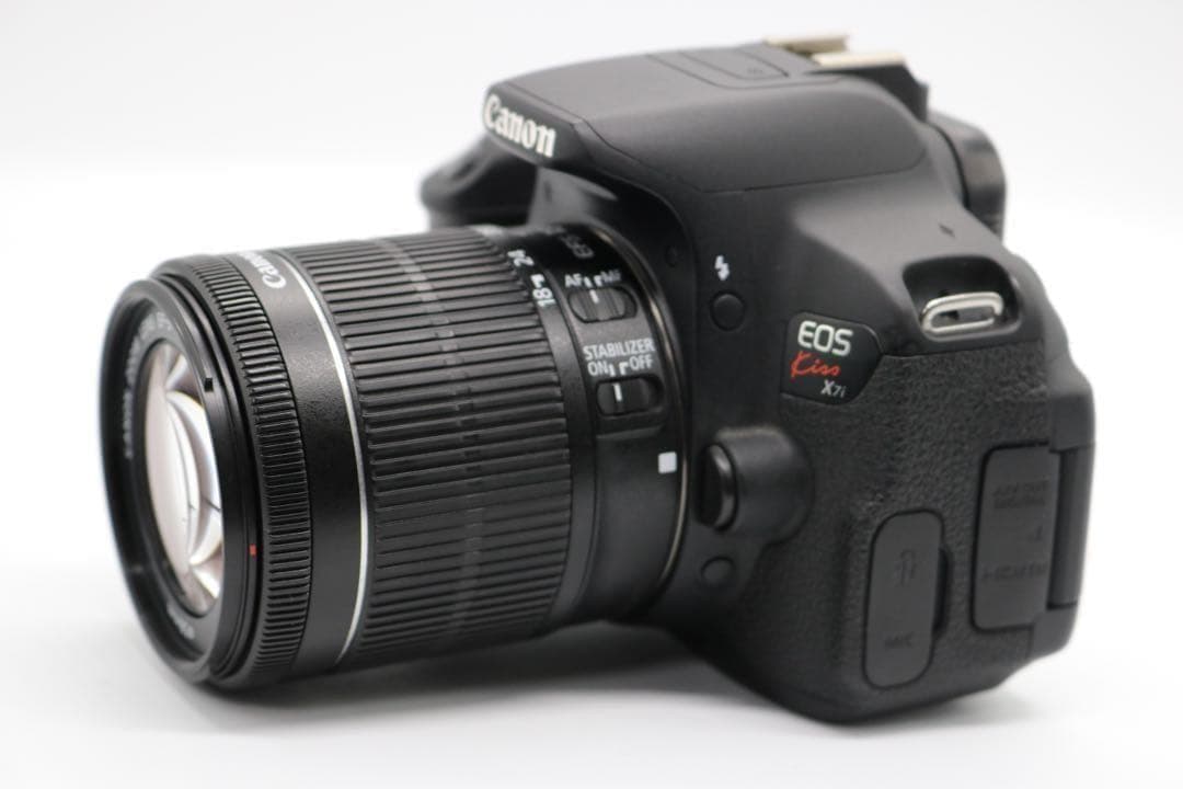 美品 【Canon EOS Kiss X7i ダブルレンズセット】 安心保証あり