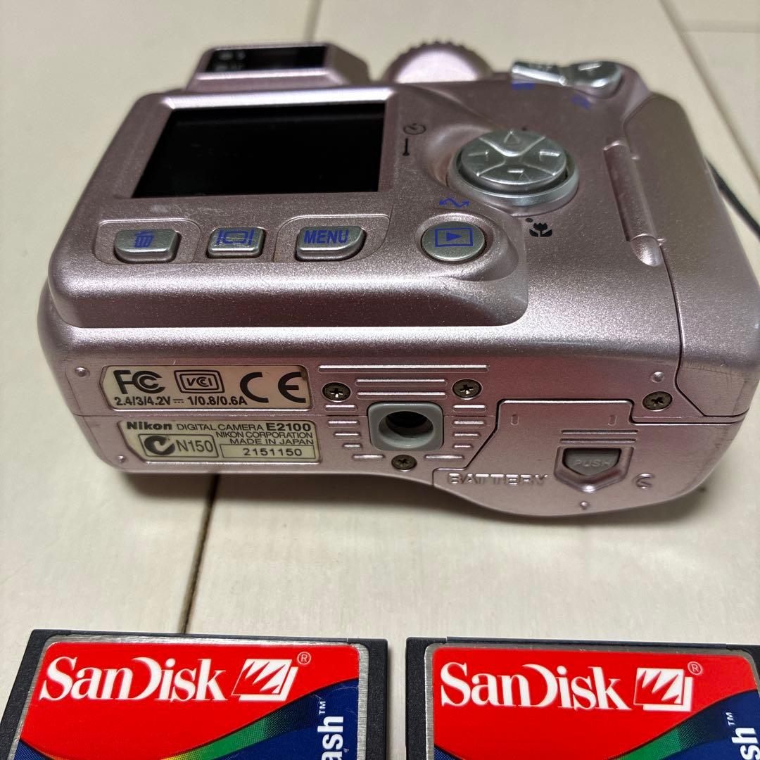 デジコンNikon COOLPIX 2100 メモリー2枚付き　完動品　送料込み