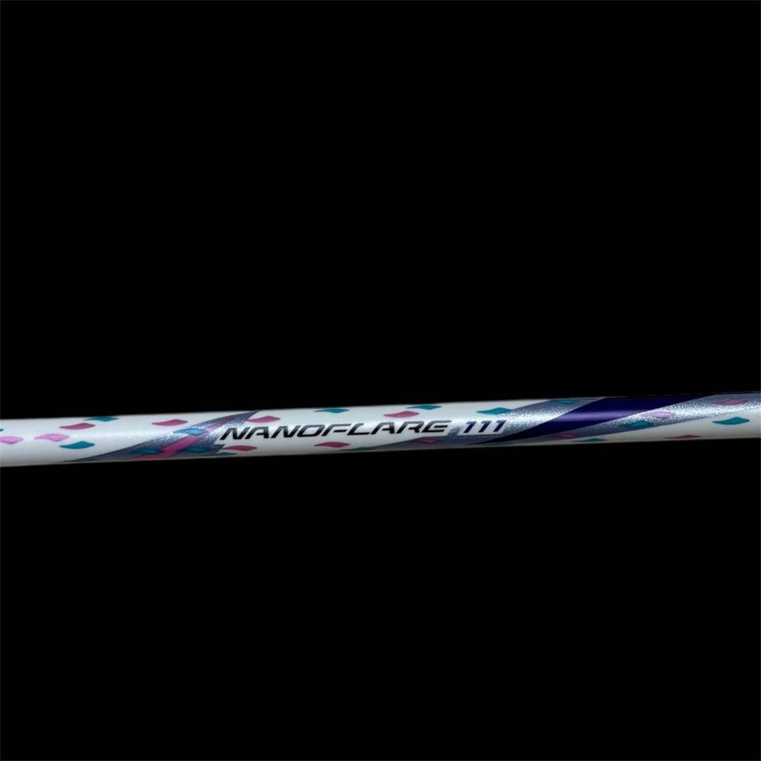 【未使用品】 YONEX Nanoflare 111 バドミントンラケット 美品