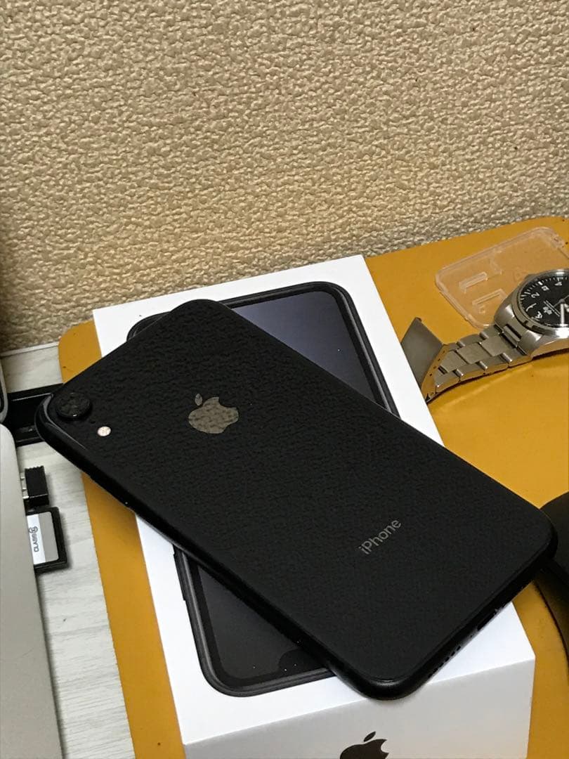iPhone XR ブラック