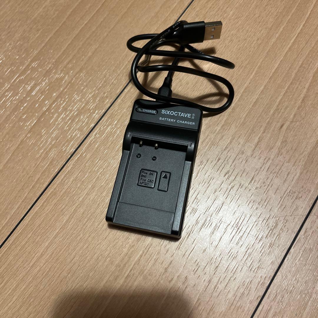 【美品】CASIO EXILIM EX-ZS10 シルバー