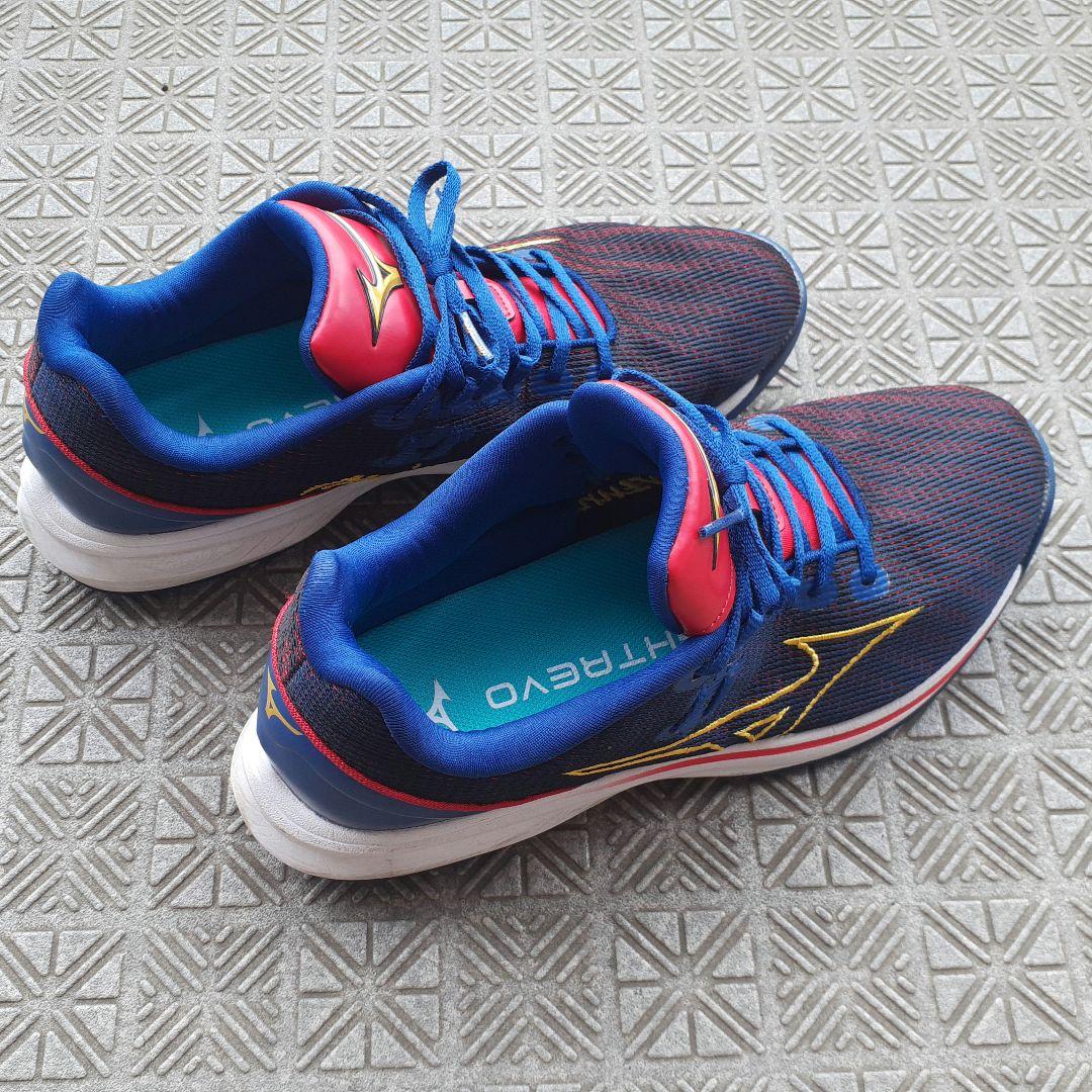 ミズノプロ　ウェーブライトレボランプロ　25.5㎝