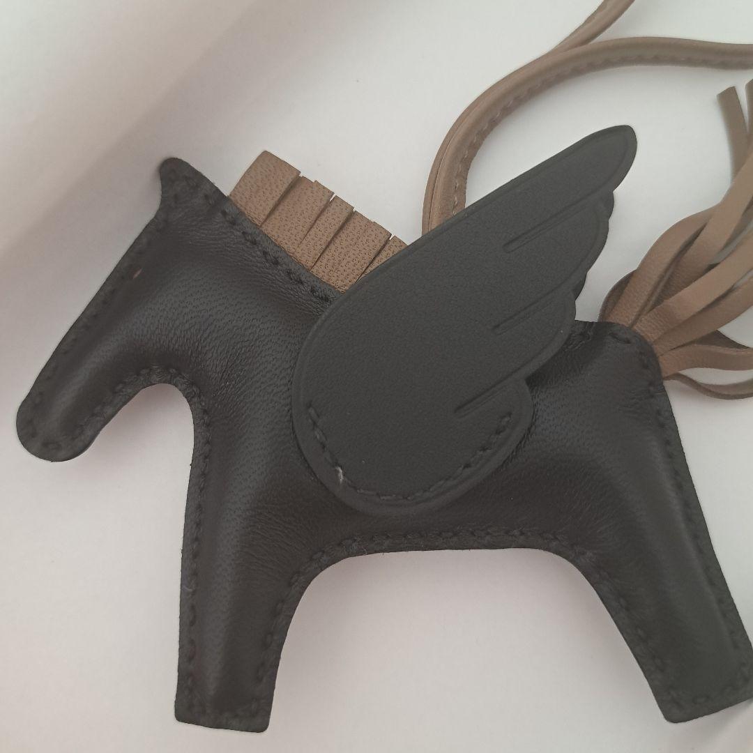 エルメス　ペガサス　PM チャーム レザー