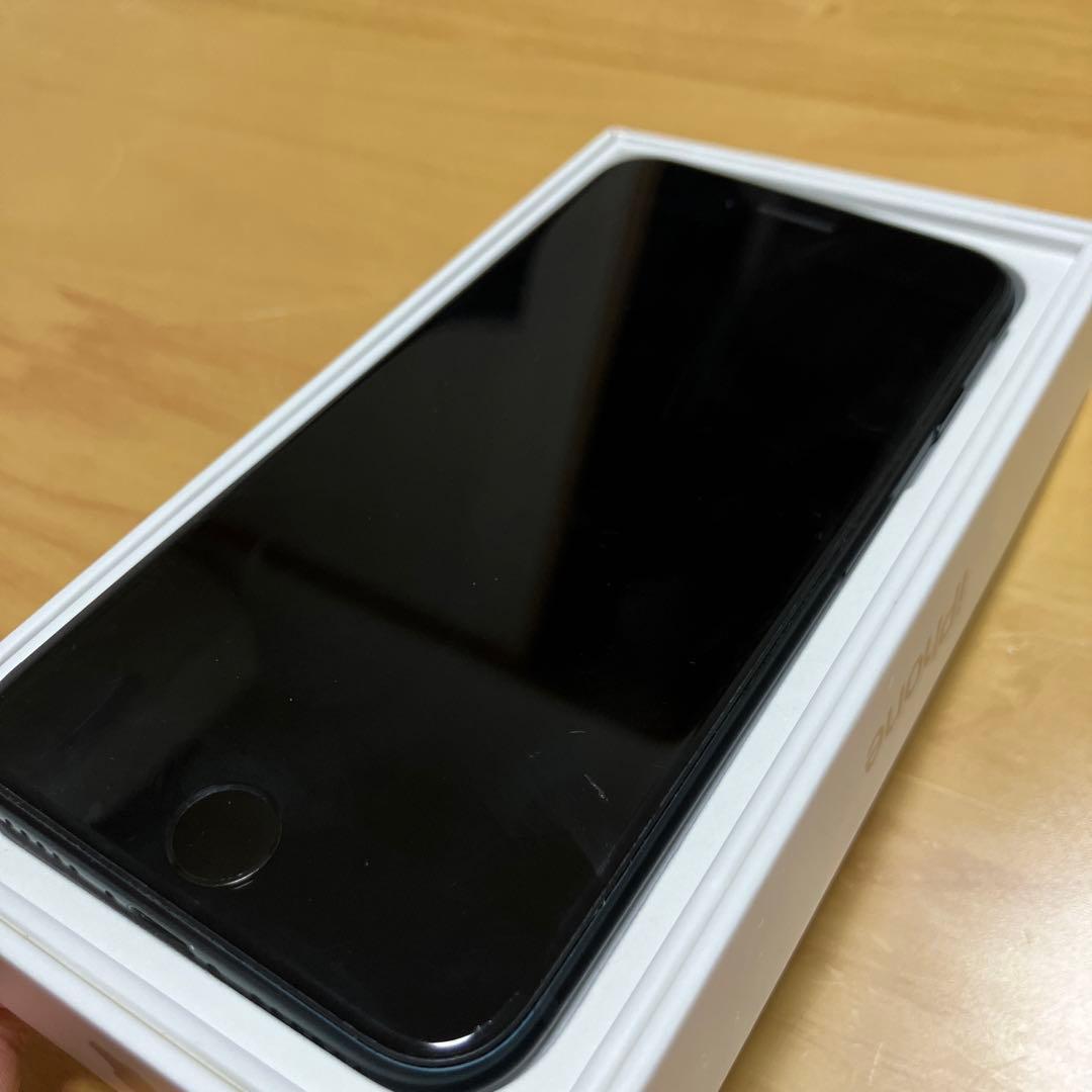 iPhone SE3 64GB (ブラック) 第3世代