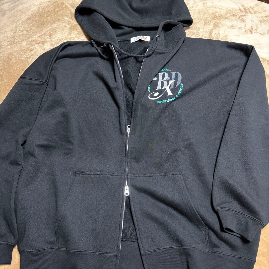 REA　FANTASTICS buddix パーカー