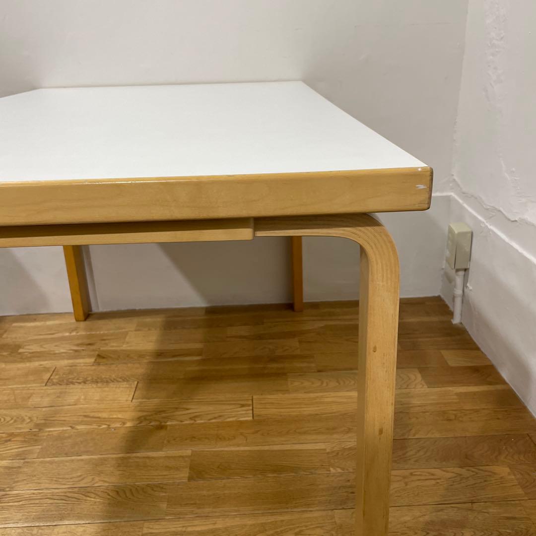 Artekテーブル81B 120x75x71(H)ホワイトラミネート　アアルト