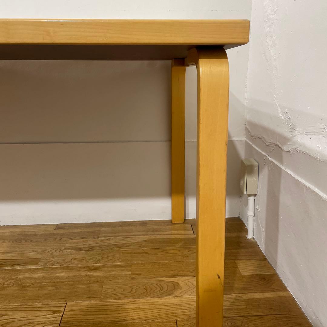 Artekテーブル81B 120x75x71(H)ホワイトラミネート　アアルト