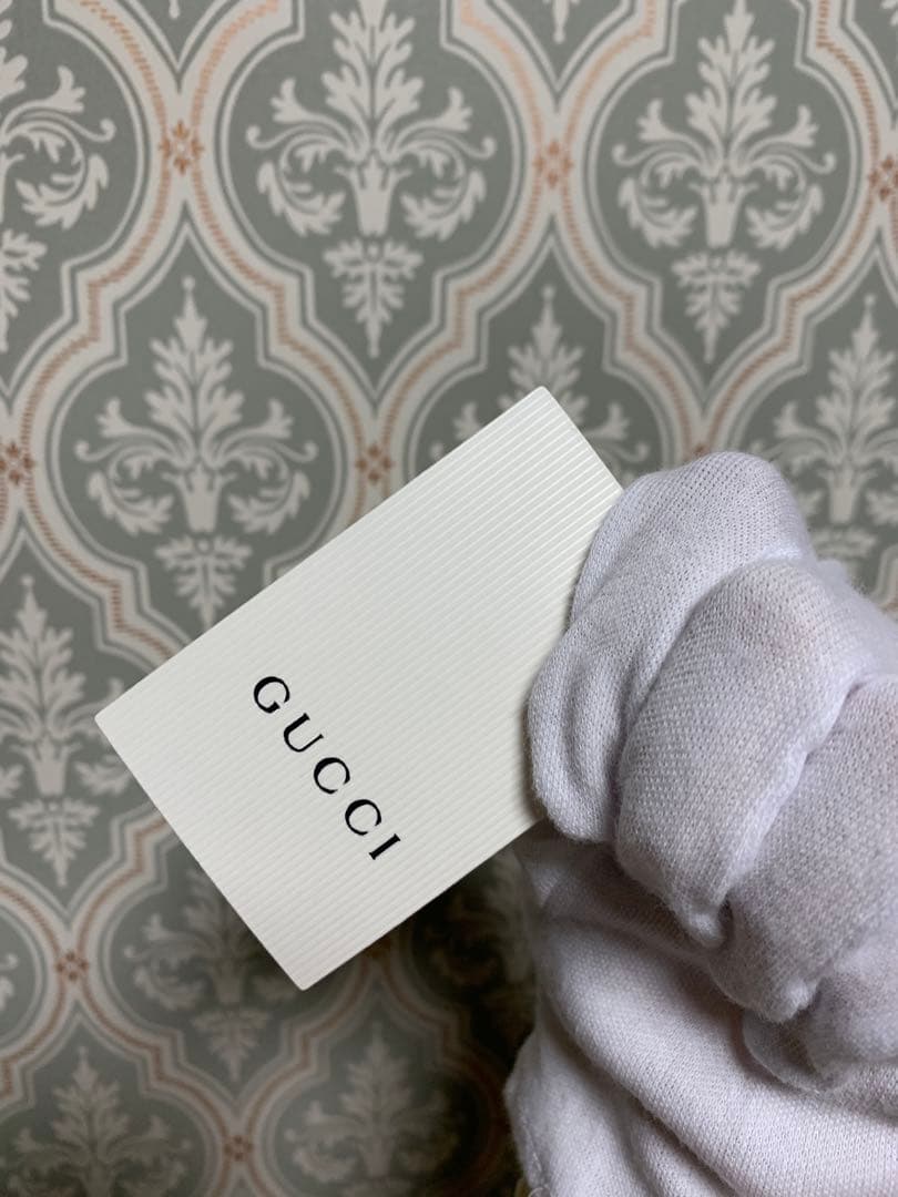 期間限定お値下げ！正規品　新品　未使用　グッチ　ストロベリー　いちご　タイツ