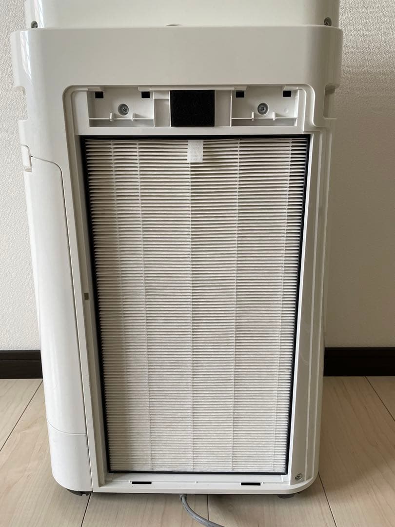 空気清浄機・イオン発生器 SHARP KC-H50-W