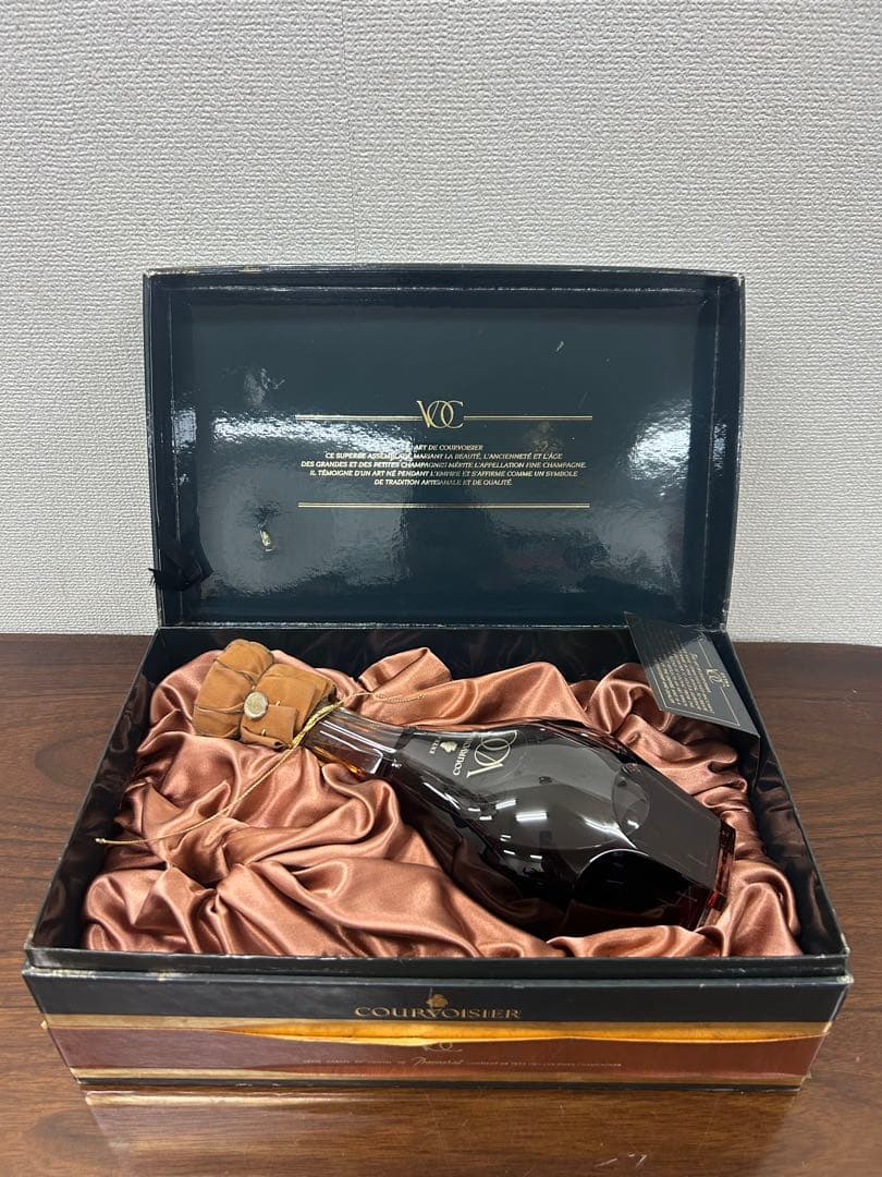 クルボアジェ エクストラ VOC バカラボトル【栓無し】