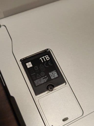 Windowsタブレット本体 surface pro 8 core i7 32gb 1tb