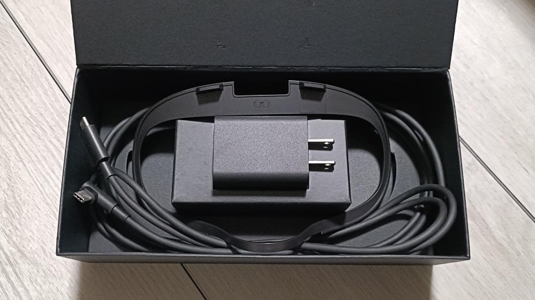 【付属品完備・動作確認済】 Quest 64GB VRヘッドセット