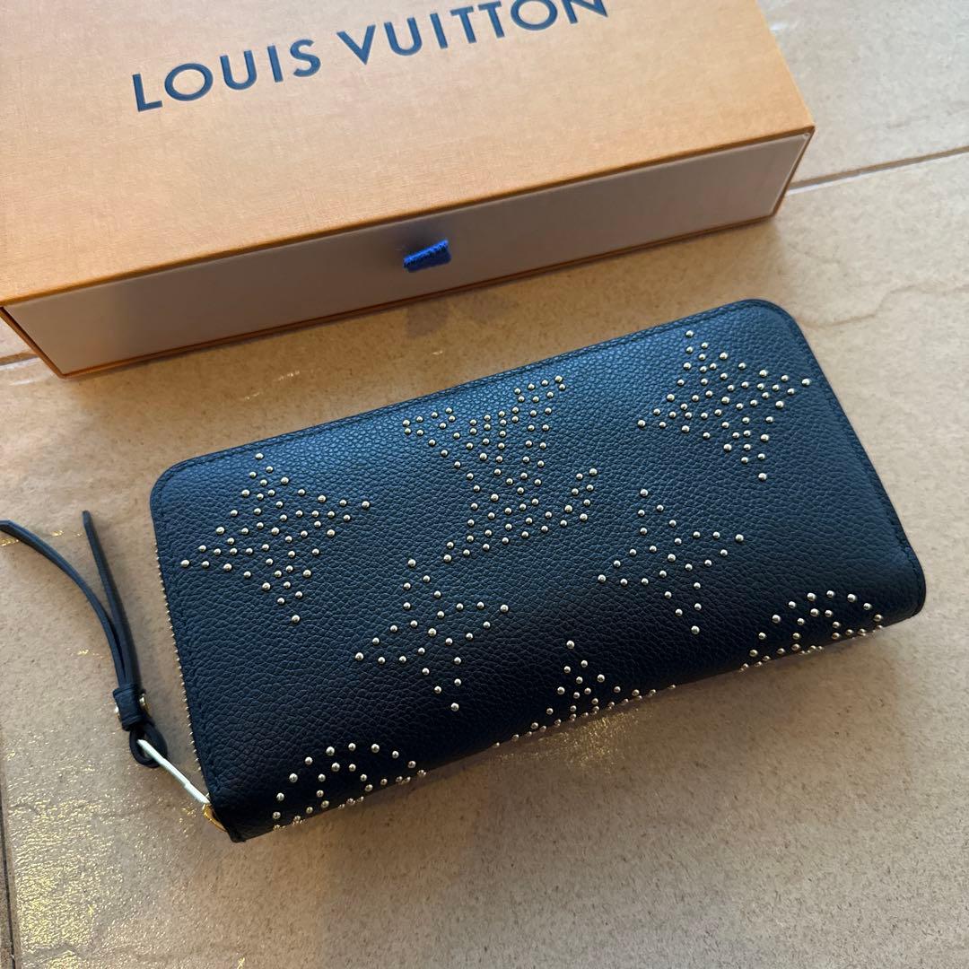 美品　ルイヴィトン モノグラム スタッズ アンプラント ジッピーウォレット