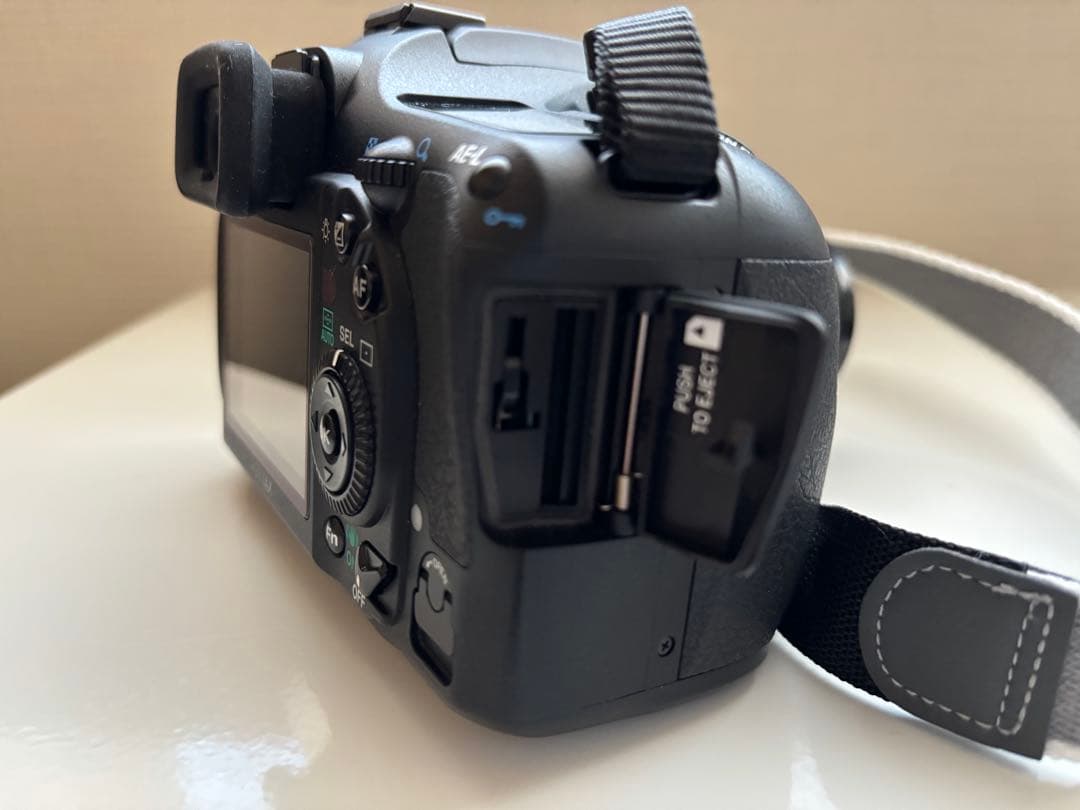 PENTAX K-20 デジタル一眼レフカメラ