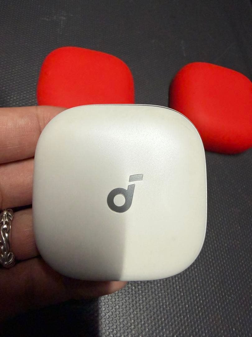 Anker Liberty 5 ワイヤレスイヤホン レッド ケース付き