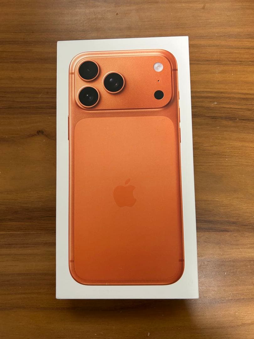 hum☆新品未開封 iPhone17ProMax 512GB オレンジ