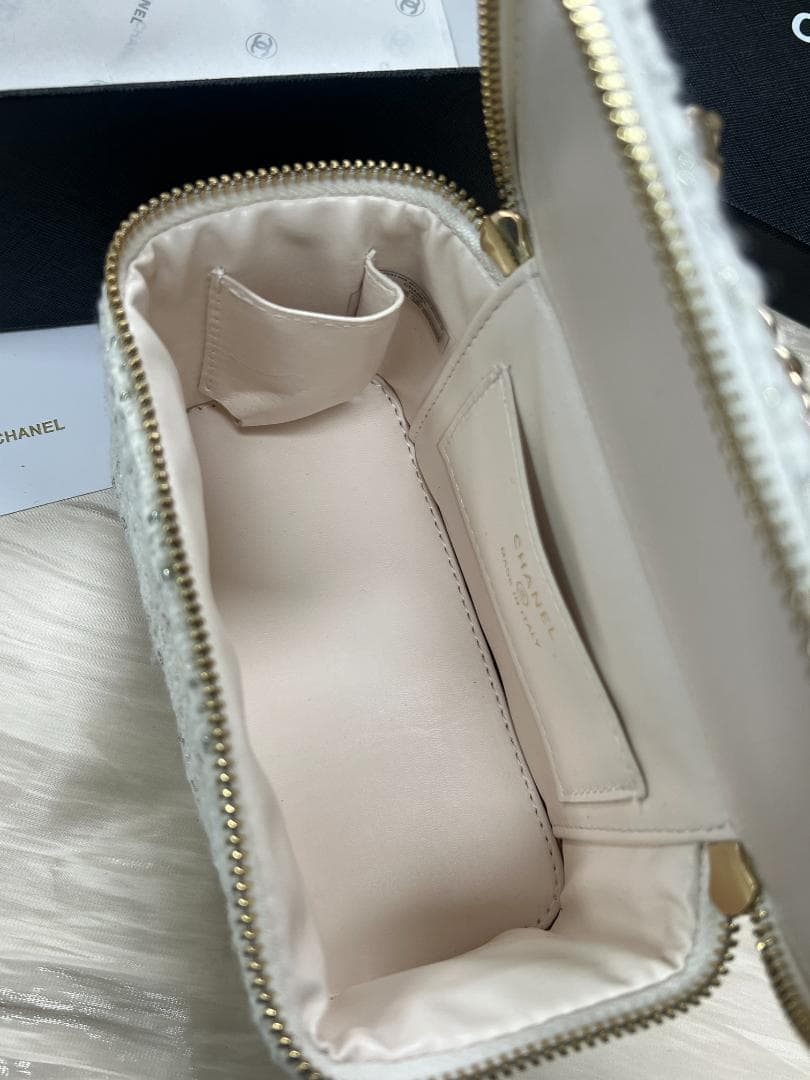 VIP限定 非売品ツイード 白 ホワイト チェーン バッグ