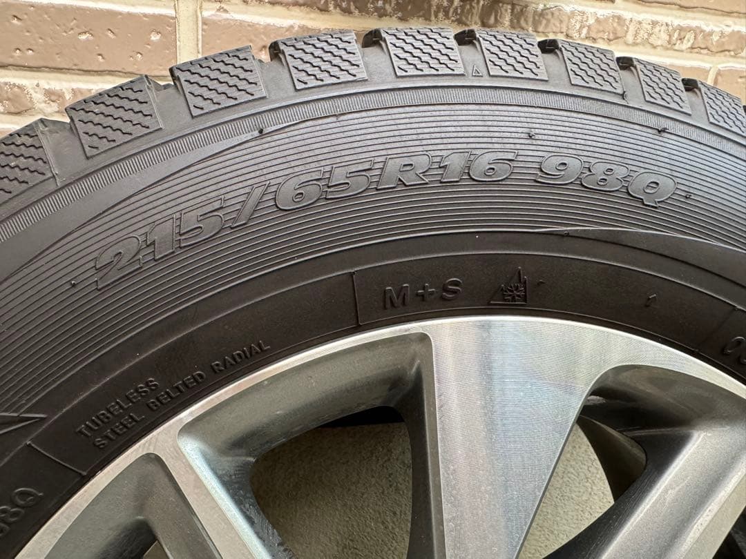 アルファード／ベルファイア TOYO16インチスタッドレス 純正ホイール付