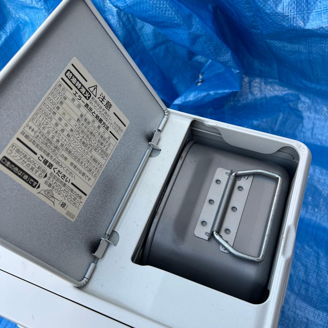 美品♥️動作ok♥️ダイニチ FX-32R2 パールホワイト　ファンヒーター