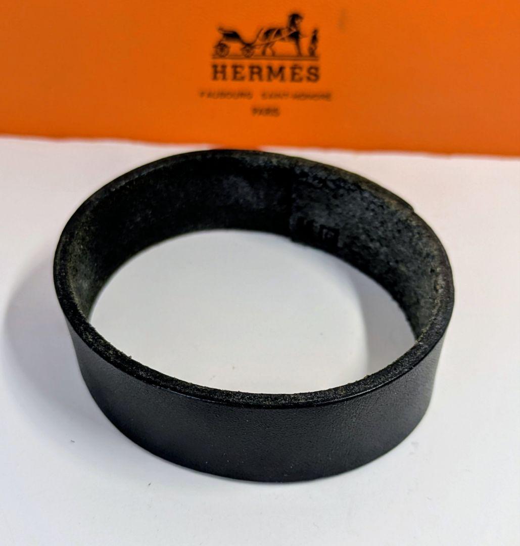 HERMES　エルメス　プールトゥール レザー バングル　ブレスレット M刻印