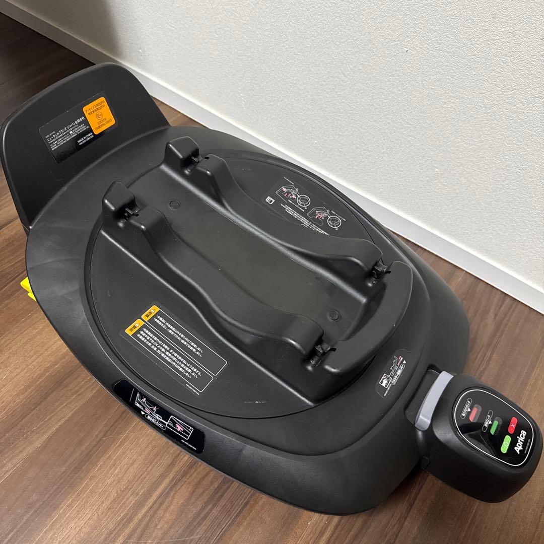 超美品 アップリカ 最高級チャイルドシート クルリラ ビッテ エックス ブラック