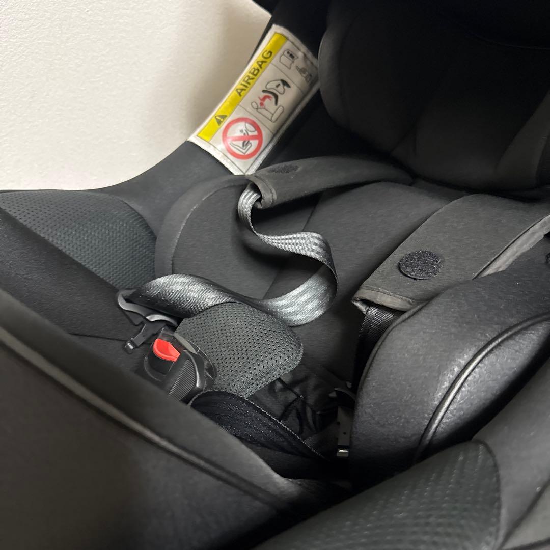 超美品 アップリカ 最高級チャイルドシート クルリラ ビッテ エックス ブラック