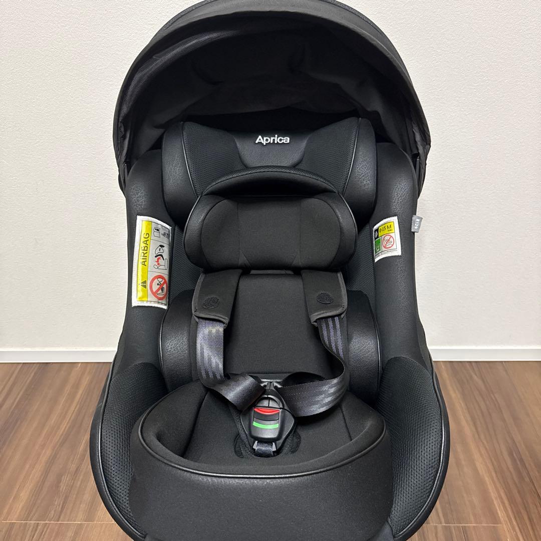 超美品 アップリカ 最高級チャイルドシート クルリラ ビッテ エックス ブラック